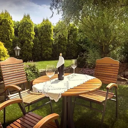 Gosciniec Na Rozdrozu 모텔