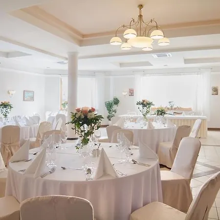 Na Rozdrożu Motel 3*