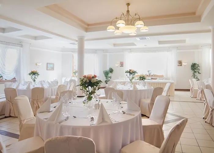 Gosciniec Na Rozdrozu Motell 3*