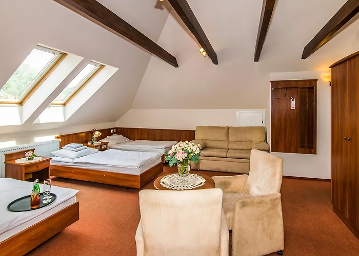 Gosciniec Na Rozdrozu Libiaz